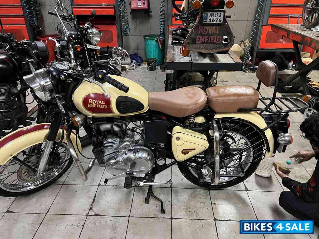 Royal Enfield Classic 500 Royal Enfield Classic 500