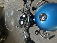 Blue Royal Enfield 2022 Meteor 350