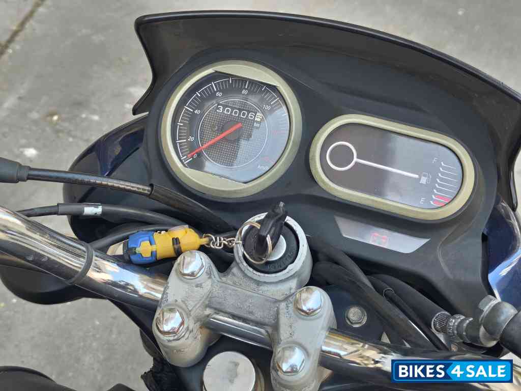 Bajaj V15 Bajaj V15