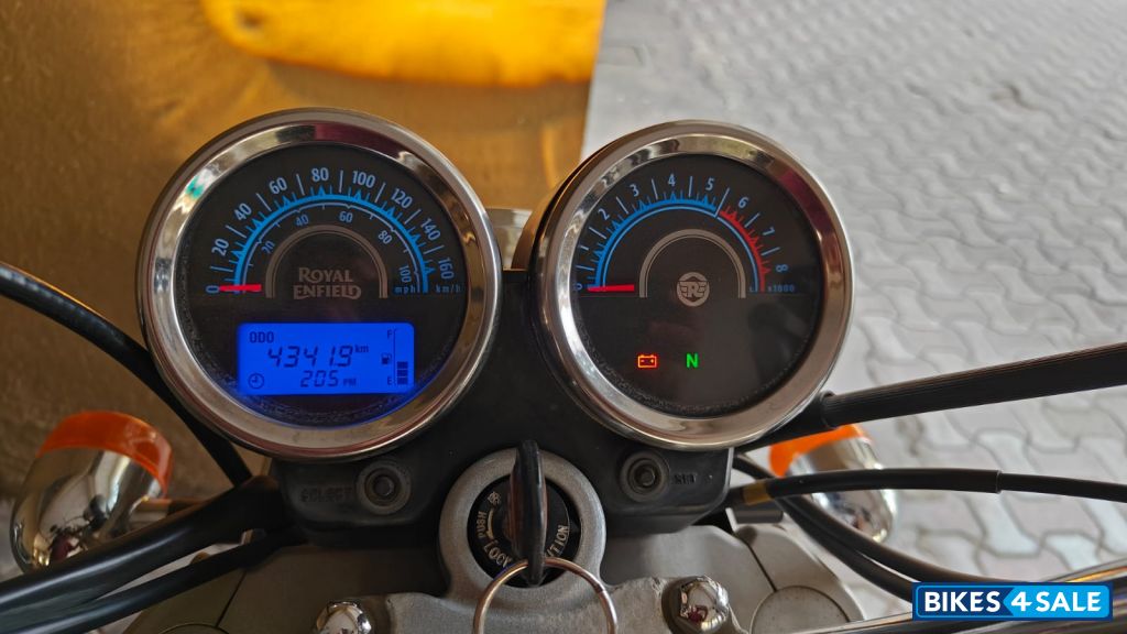 Royal Enfield Thunderbird 350 Royal Enfield Thunderbird 350