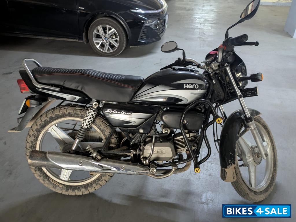 Black Hero Splendor Plus