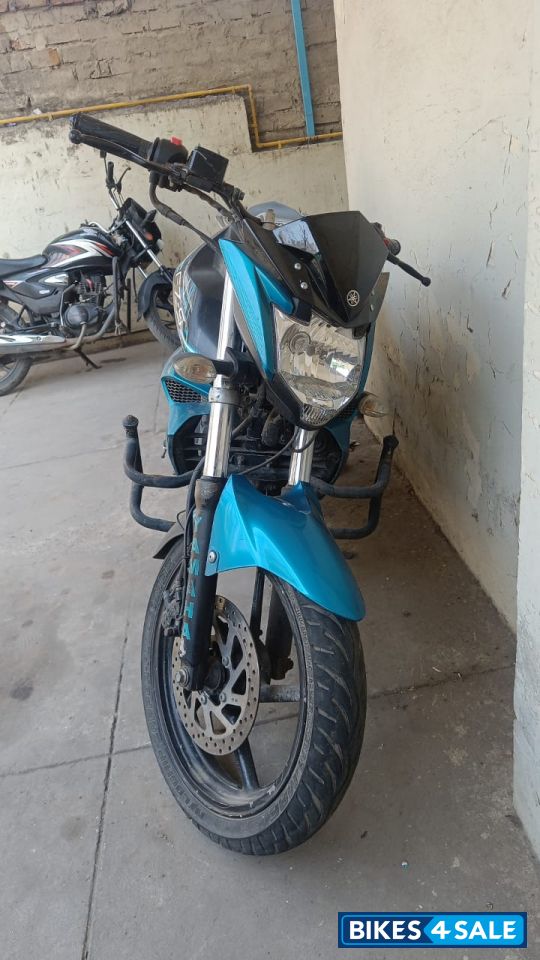 Yamaha FZ-S FI V2 Yamaha FZ-S FI V2