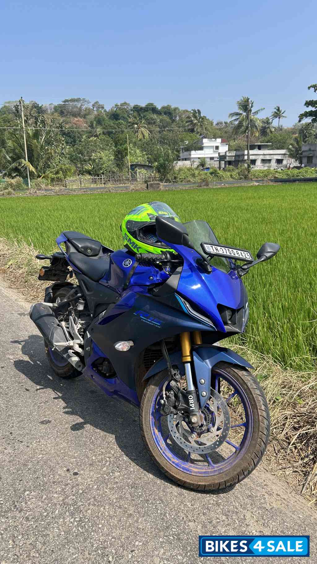 Racing Blue Yamaha R15 V4 Racing Blue Yamaha R15 V4
