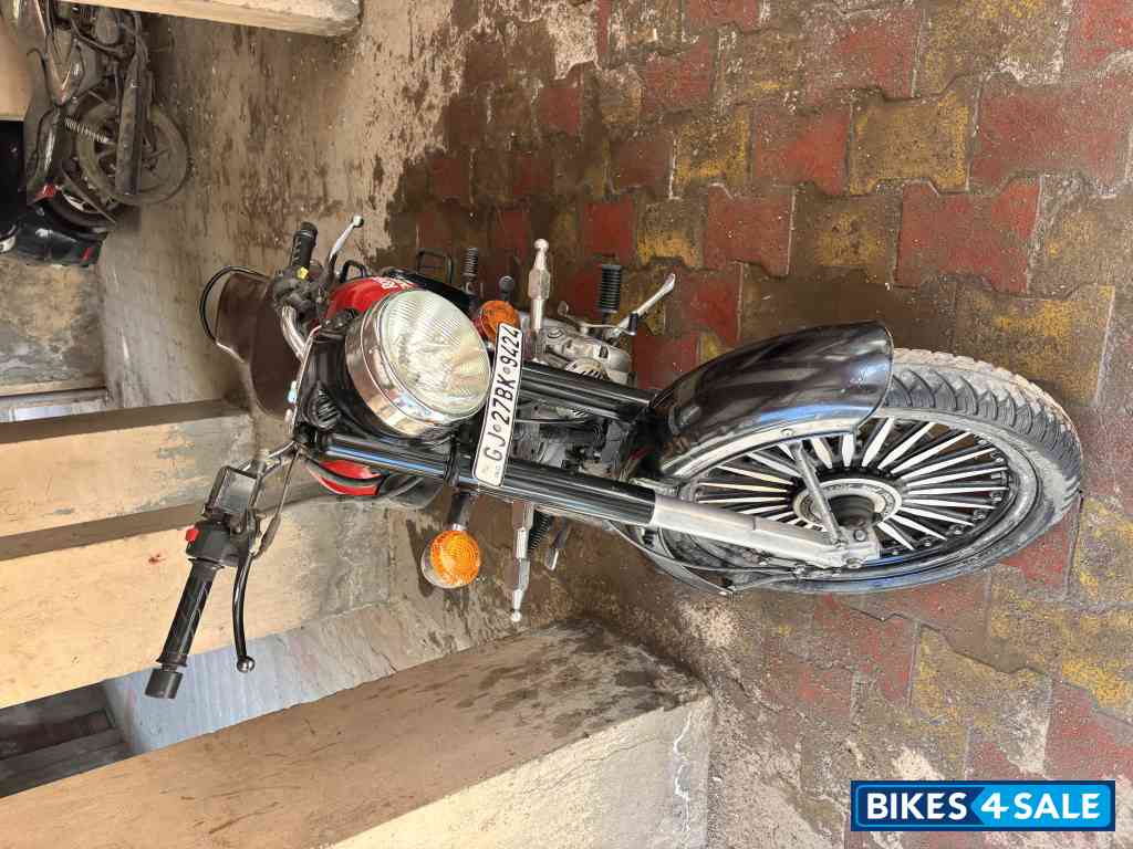 Royal Enfield Classic 350 Royal Enfield Classic 350