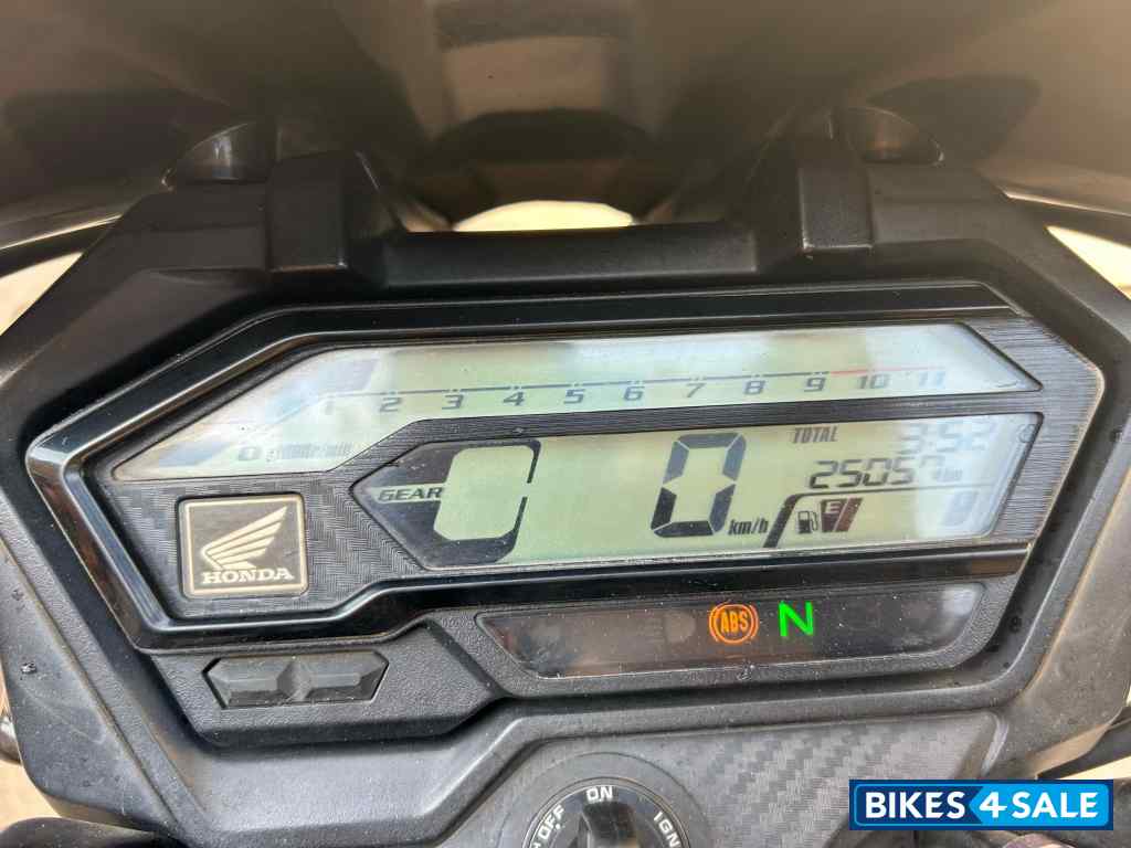 Orange Honda XBlade BS6 Orange Honda XBlade BS6