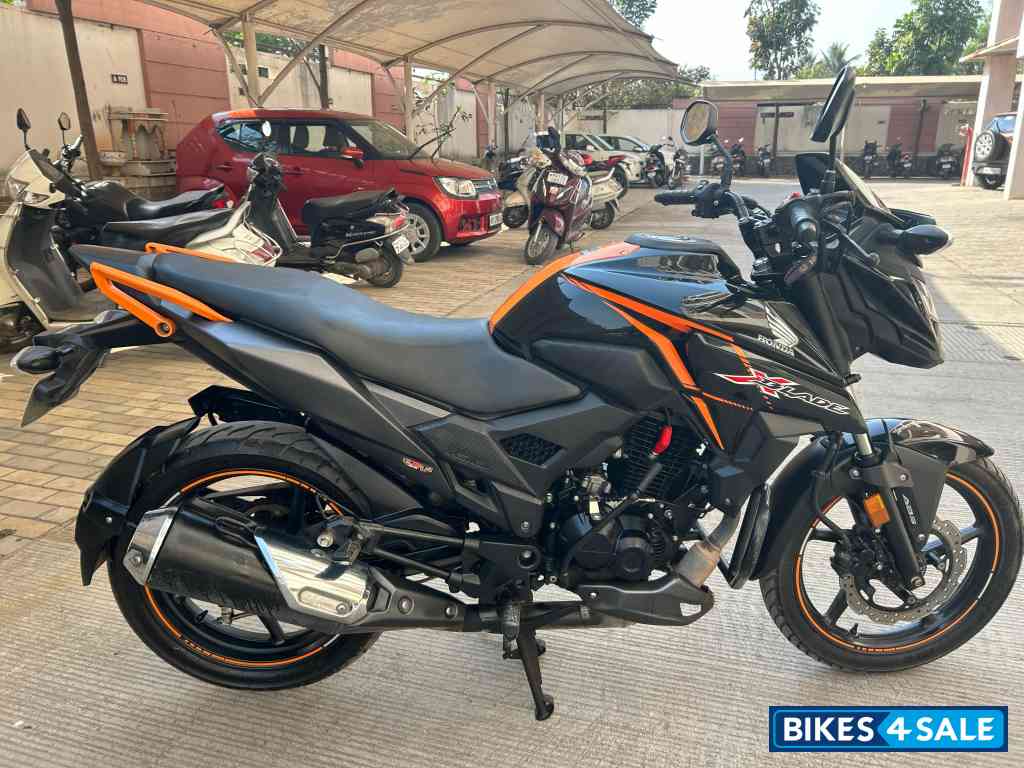 Orange Honda XBlade BS6 Orange Honda XBlade BS6