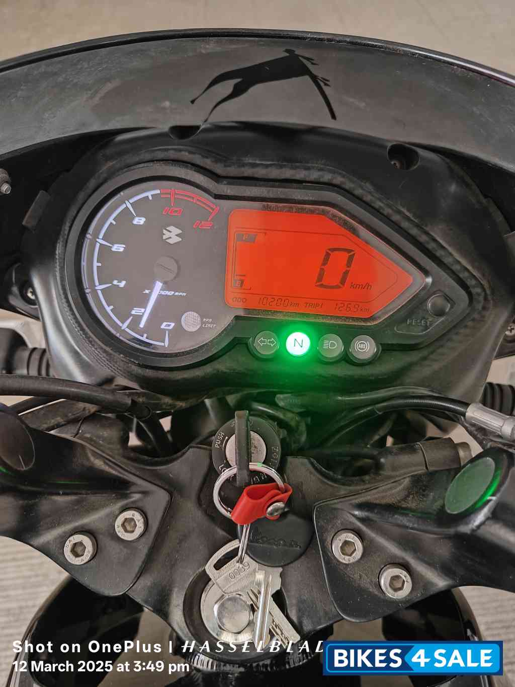 Black With Red Accent Bajaj Pulsar 150 Neon Black With Red Accent Bajaj Pulsar 150 Neon