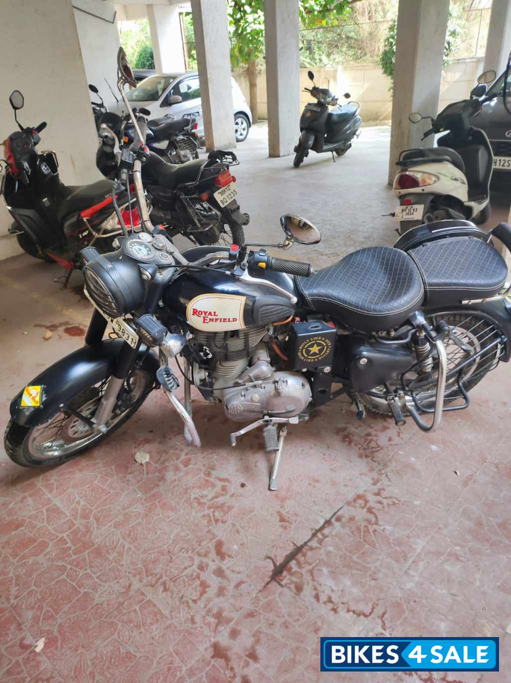 Black Royal Enfield Bullet 500 Black Royal Enfield Bullet 500