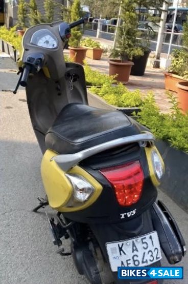 Yellow TVS Scooty Zest Yellow TVS Scooty Zest