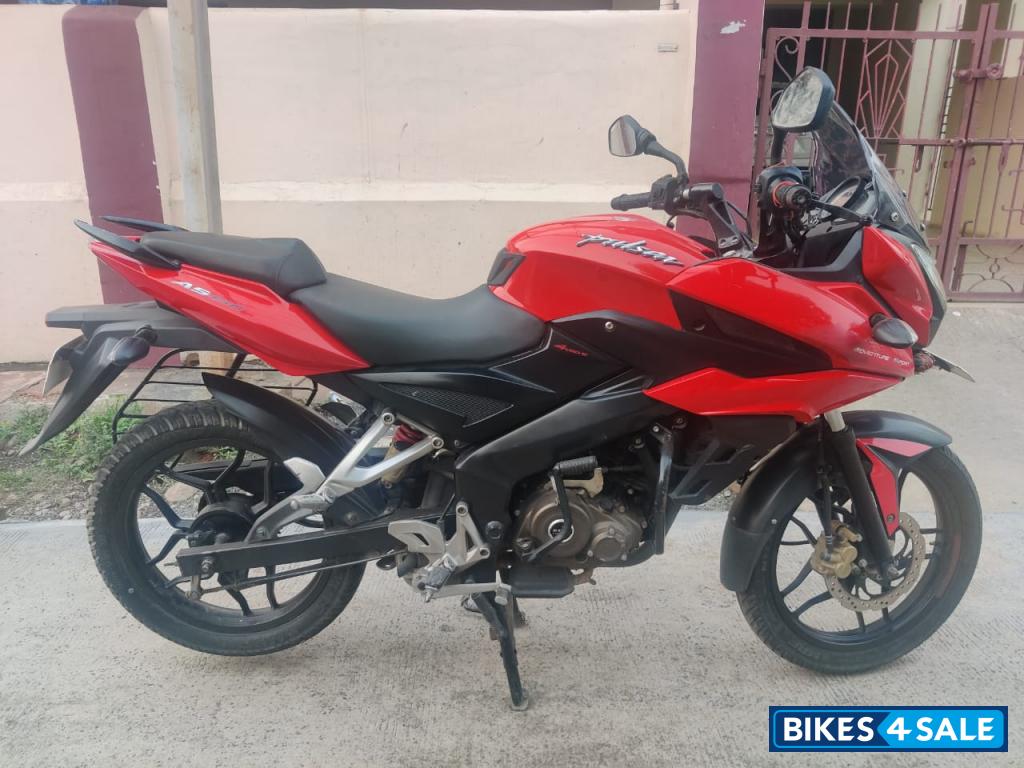 Red Bajaj Pulsar AS 150 Red Bajaj Pulsar AS 150