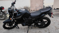 Black Yamaha FZ16