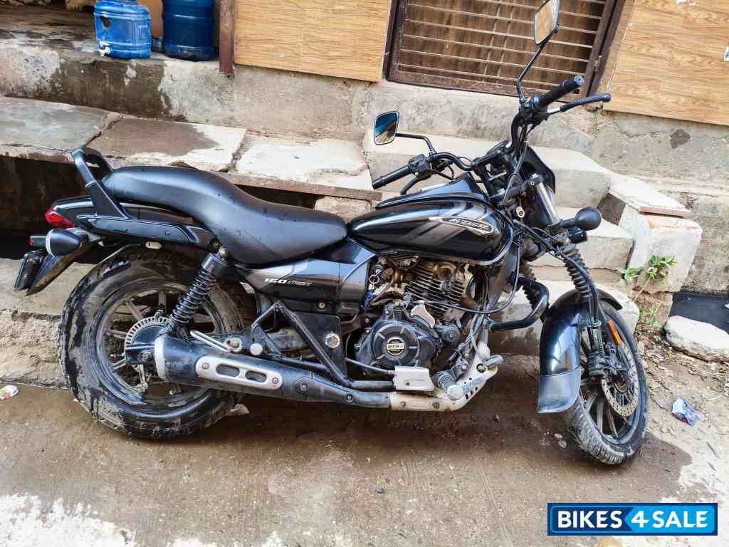 Bajaj Avenger Street 160 BS6 Bajaj Avenger Street 160 BS6