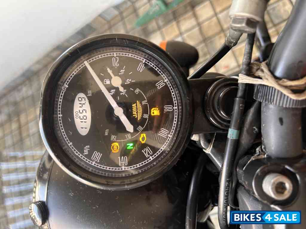 Jawa 42 Dual Channel ABS AllStar Black Jawa 42 Dual Channel ABS AllStar Black