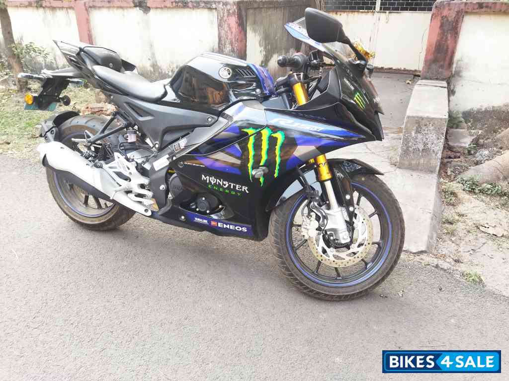 Yamaha R15M Yamaha R15M