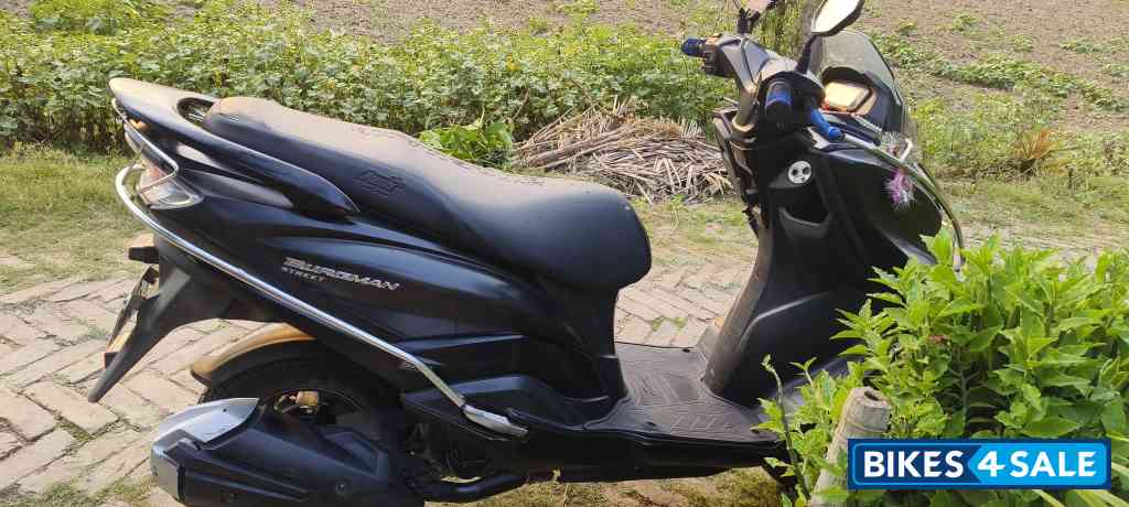 Suzuki Burgman Street Suzuki Burgman Street