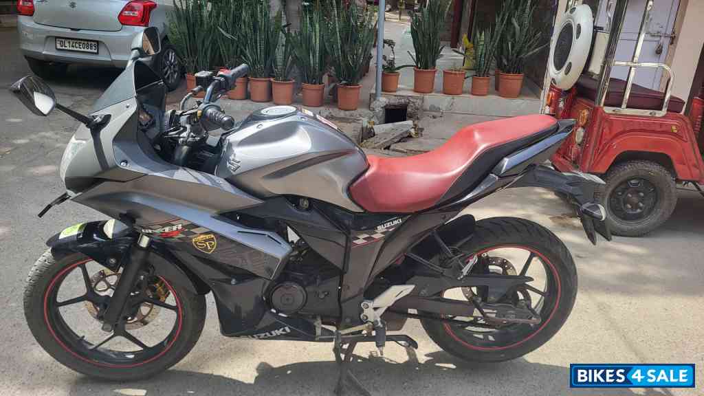 Suzuki Gixxer SF SP Suzuki Gixxer SF SP