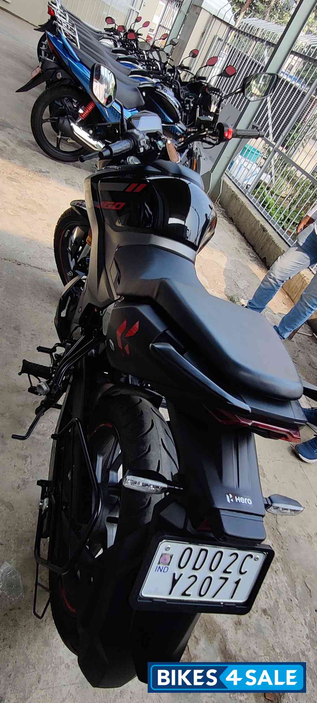 Stealth Black Hero Xtreme 160R 4V Connected 2.0 Stealth Black Hero Xtreme 160R 4V Connected 2.0