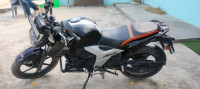 Black TVS Apache RTR 160 4V BS6