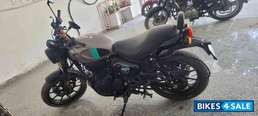 Dapper Ash Royal Enfield Hunter 350 Metro Dapper Ash Royal Enfield Hunter 350 Metro