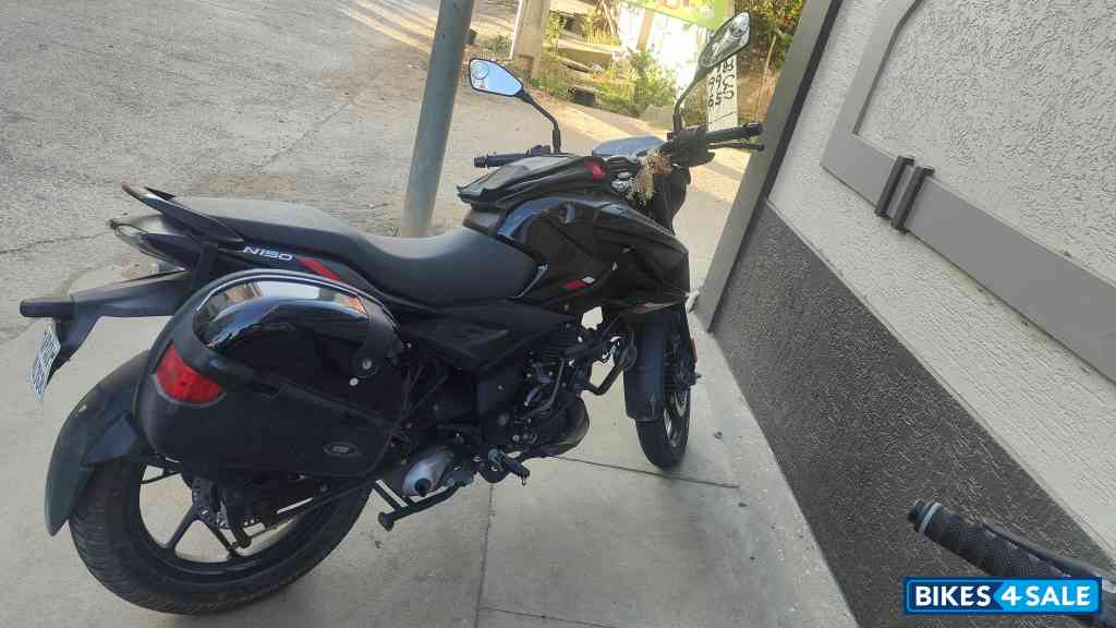 Bajaj Pulsar N150 Bajaj Pulsar N150