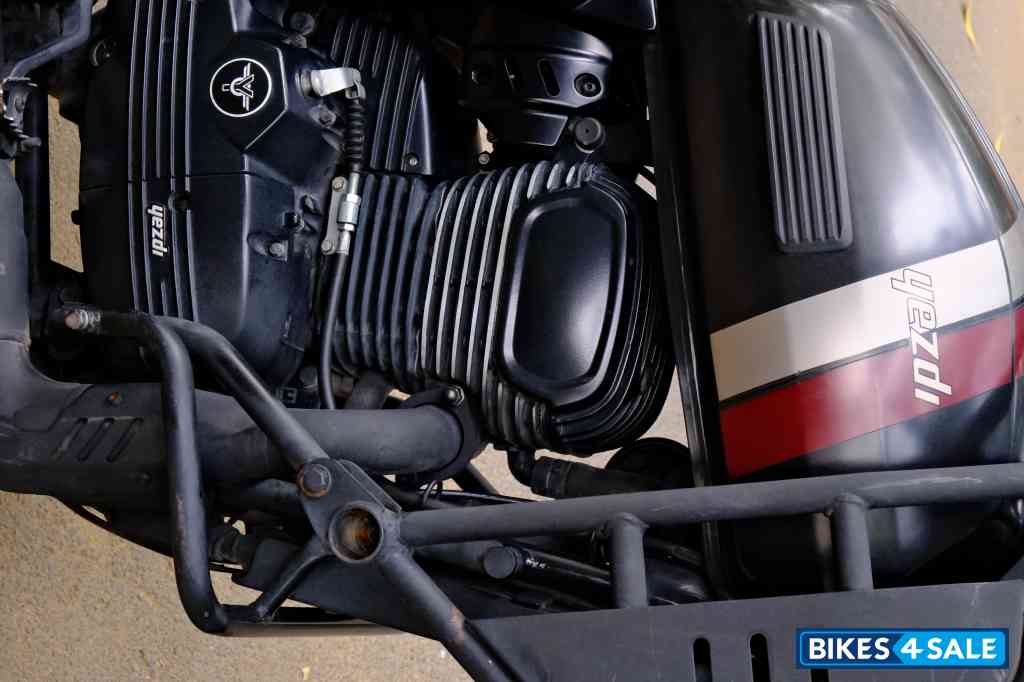 Yezdi Adventure Gloss Yezdi Adventure Gloss