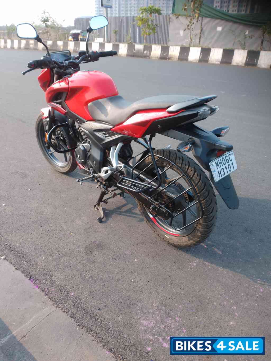 Bajaj Pulsar P150 Single Disc Single Seat Bajaj Pulsar P150 Single Disc Single Seat