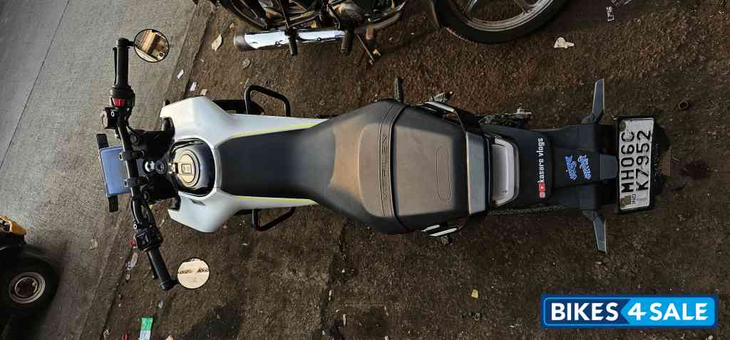 White And Black Husqvarna Vitpilen 250 2024 White And Black Husqvarna Vitpilen 250 2024