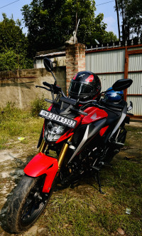 Red Honda CB300F Deluxe Pro