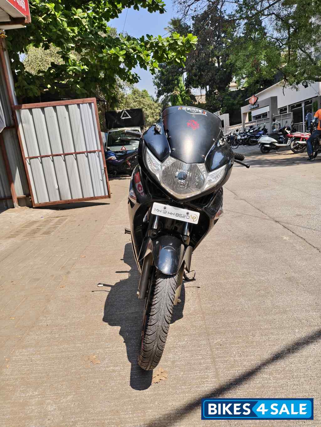 Black Hero Karizma ZMR Black Hero Karizma ZMR