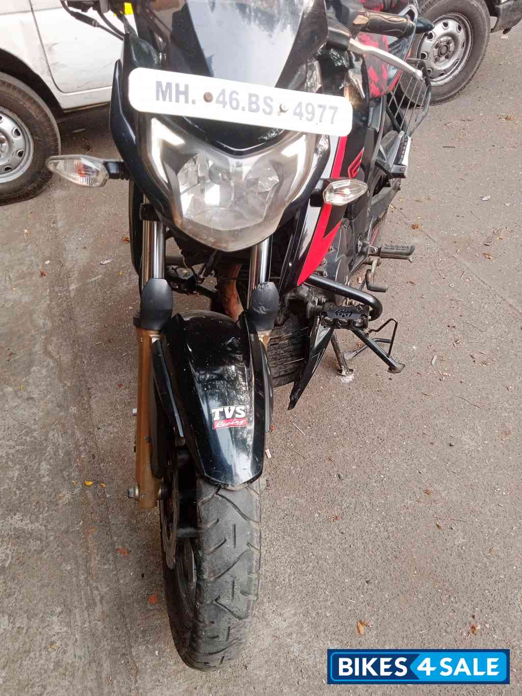 TVS Apache RTR 200 4V Race Edition 2.0 TVS Apache RTR 200 4V Race Edition 2.0