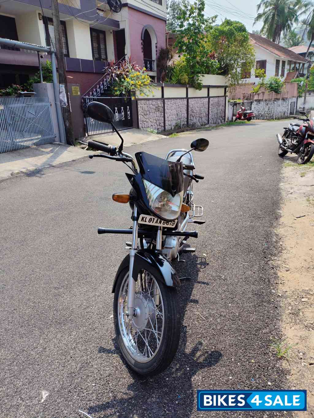 Black Yamaha Libero G5 Black Yamaha Libero G5