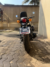 Royal Enfield Hunter 350 Metro