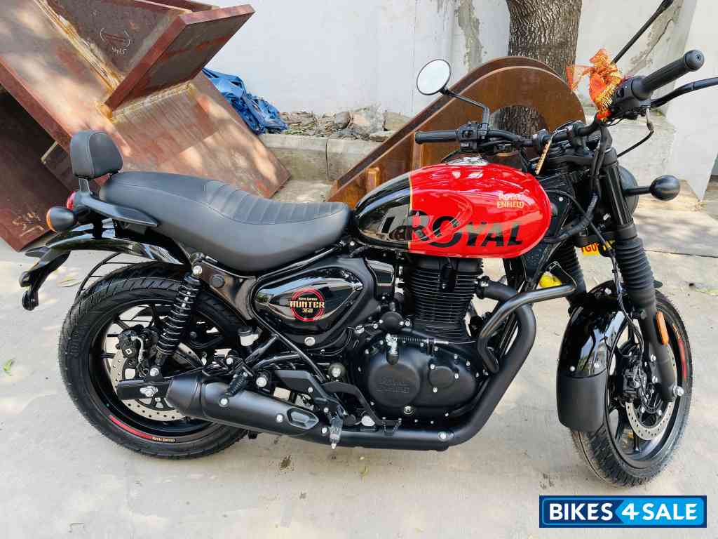 Rebel Red Royal Enfield Hunter 350 Metro