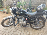 Black Royal Enfield Bullet Electra Twinspark