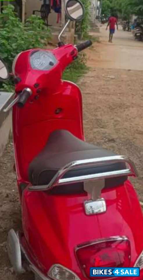 Vespa 125