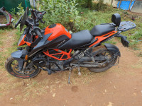 KTM Duke 390 2022