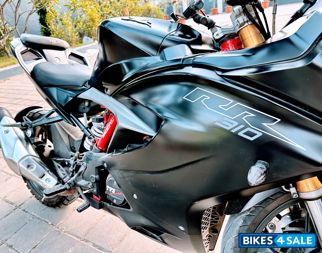 TVS Apache RR 310 TVS Apache RR 310