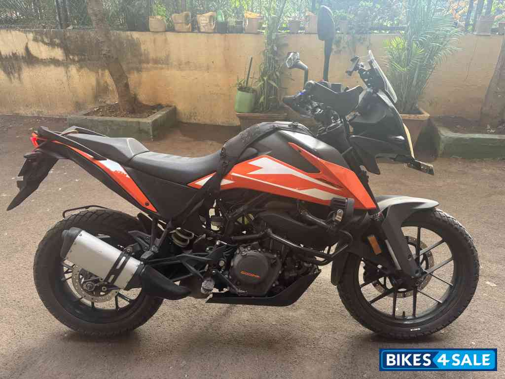 Orange KTM 250 Adventure 2021