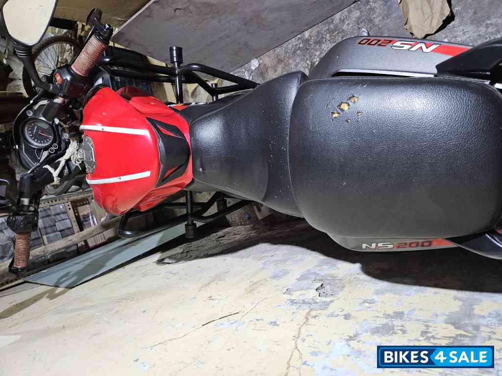 Bajaj Pulsar NS200 Bajaj Pulsar NS200