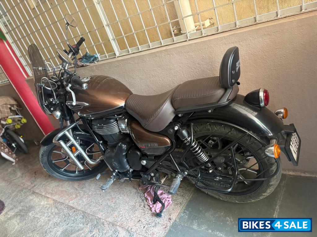 Royal Enfield Meteor 350 Supernova Royal Enfield Meteor 350 Supernova