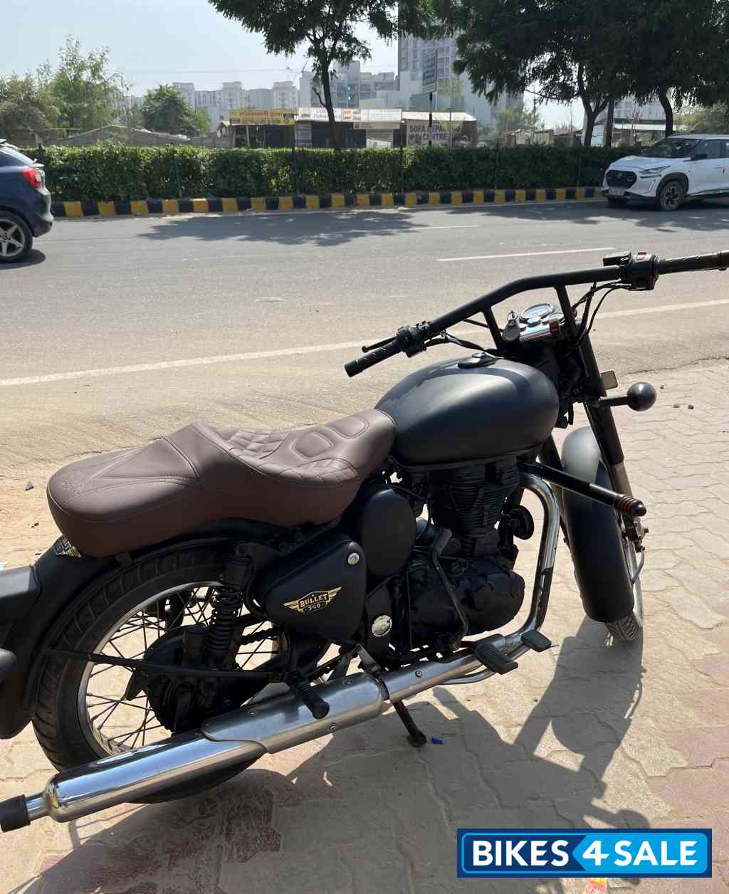 Black Royal Enfield Classic 350