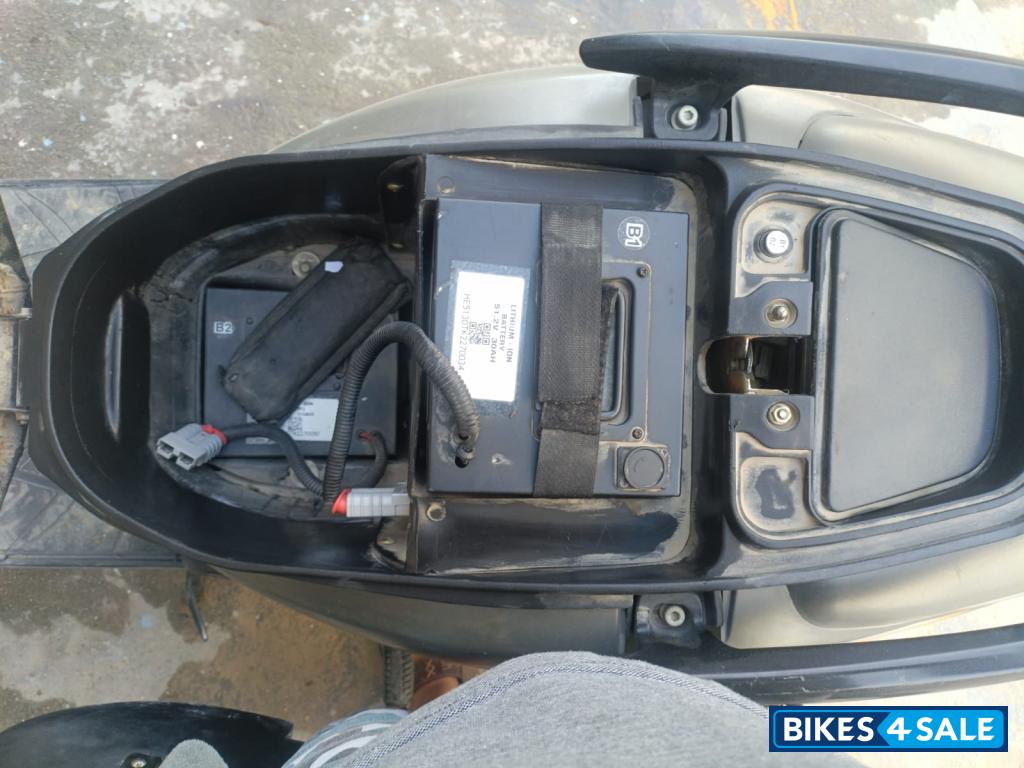 Grey Hero Electric Optima CX Dual Battery Grey Hero Electric Optima CX Dual Battery