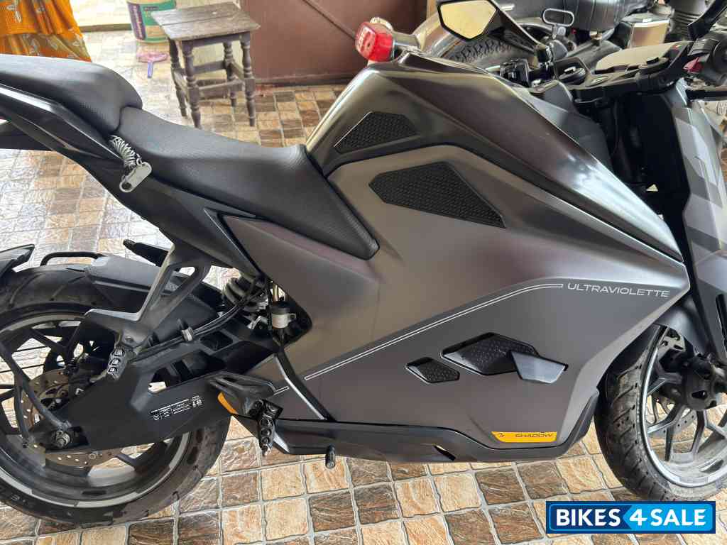 Stealth Black Ultraviolette F77 Recon Stealth Black Ultraviolette F77 Recon