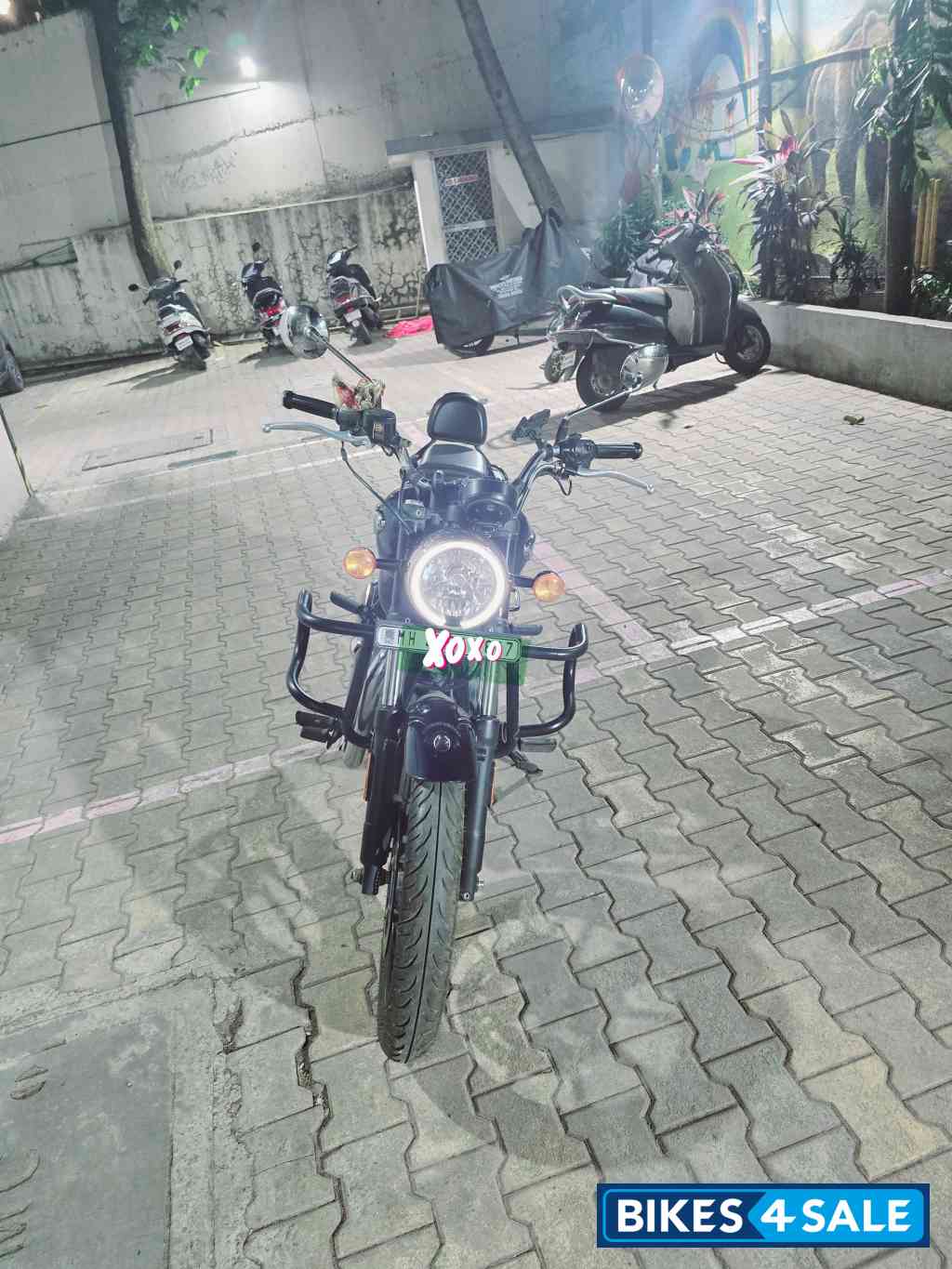 Stellar Blue Royal Enfield Meteor 350 Stellar Blue Royal Enfield Meteor 350