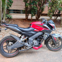 Bajaj Pulsar NS200