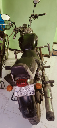 Black Royal Enfield Thunderbird 350