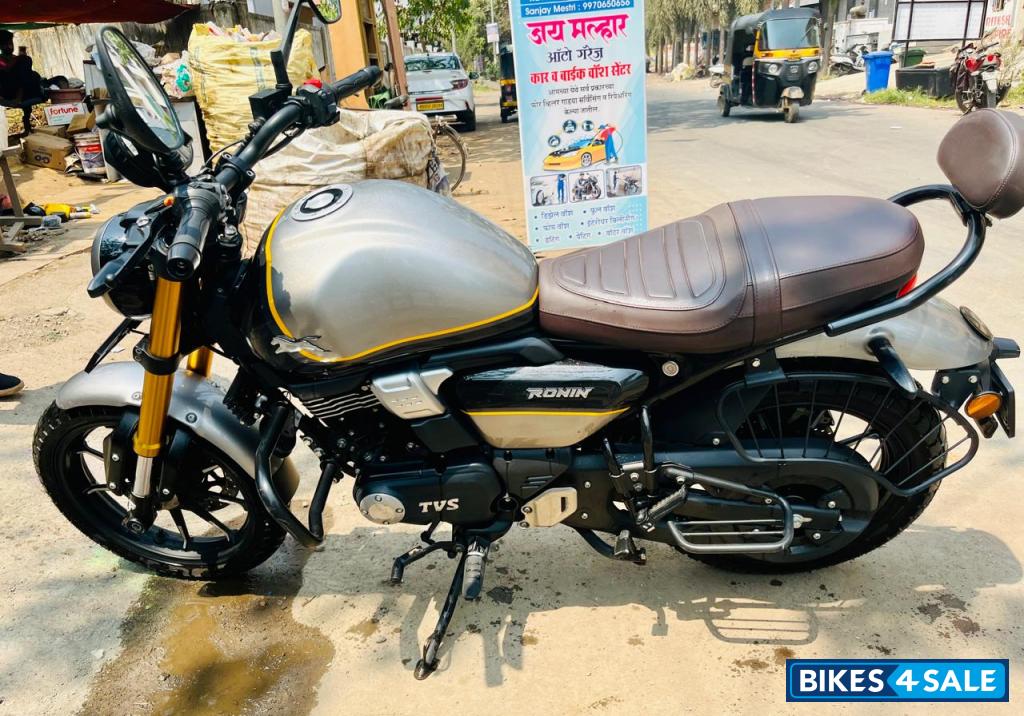 TVS Ronin TD TVS Ronin TD