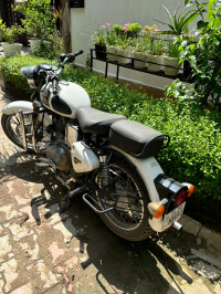 Royal Enfield Classic 350