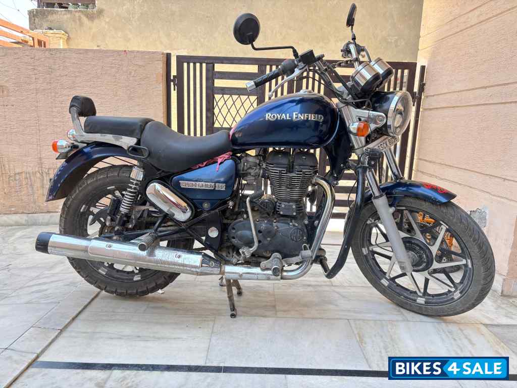 Marine Blue Royal Enfield Thunderbird 350