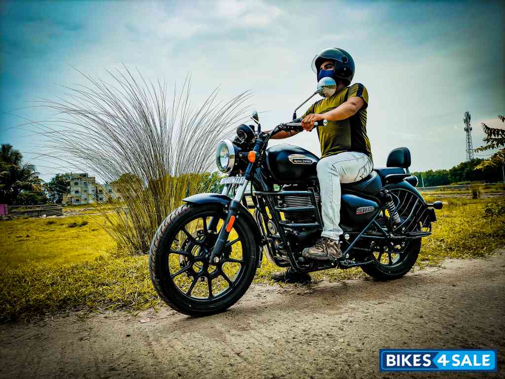 Royal Enfield Meteor 350 Stellar Royal Enfield Meteor 350 Stellar